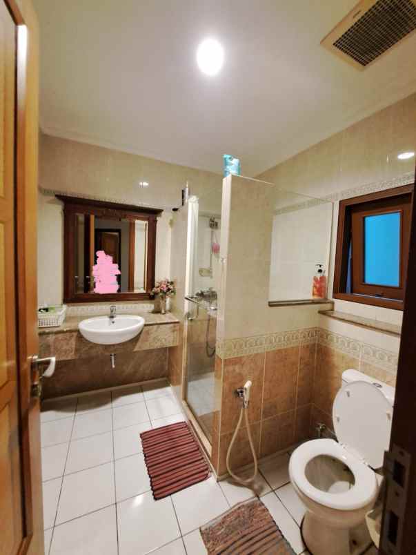 dijual rumah batununggal elok buahbatu