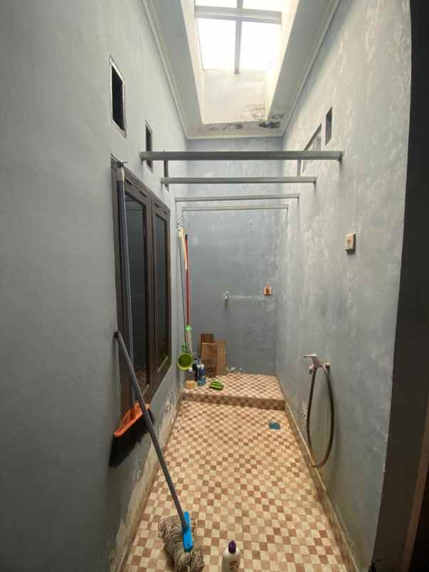 dijual rumah bedahan sawangan depok