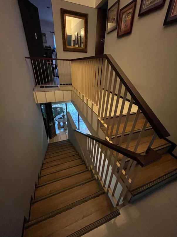 dijual rumah bintaro pesanggrahan