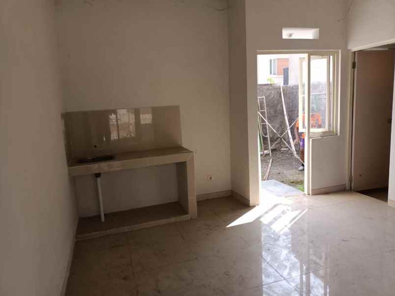 dijual rumah buduran