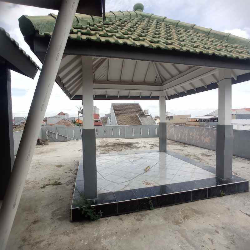 dijual rumah bumi marina emas