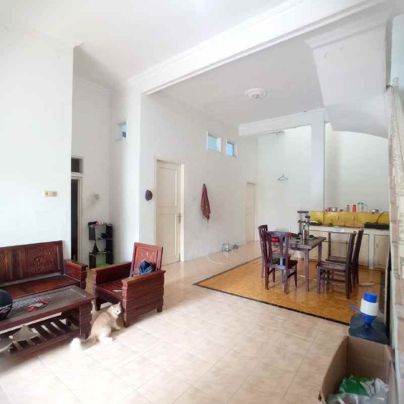 dijual rumah bumi marina emas