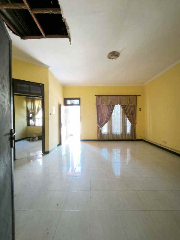 dijual rumah bumi marina emas