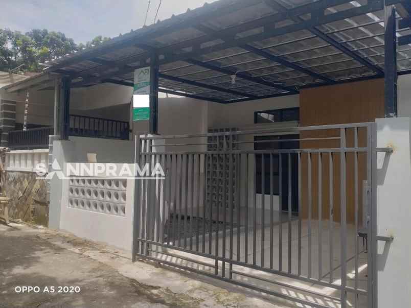 dijual rumah bumi sawangan indah