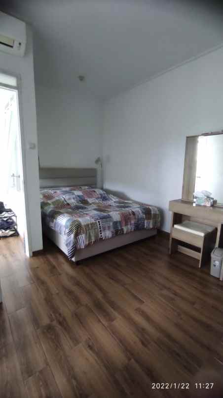 dijual rumah bunisari antapani bandung