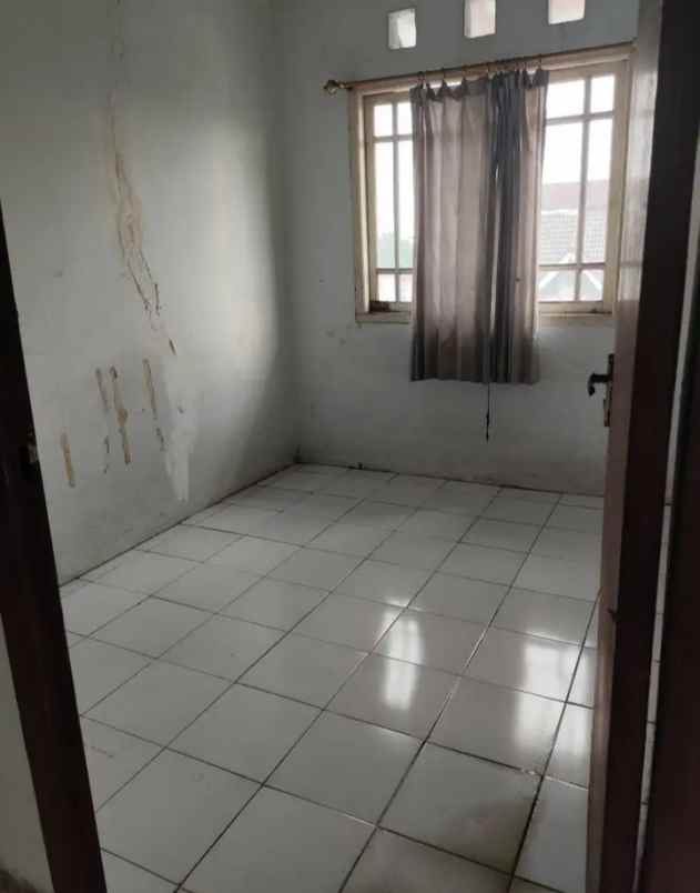 dijual rumah cibinong