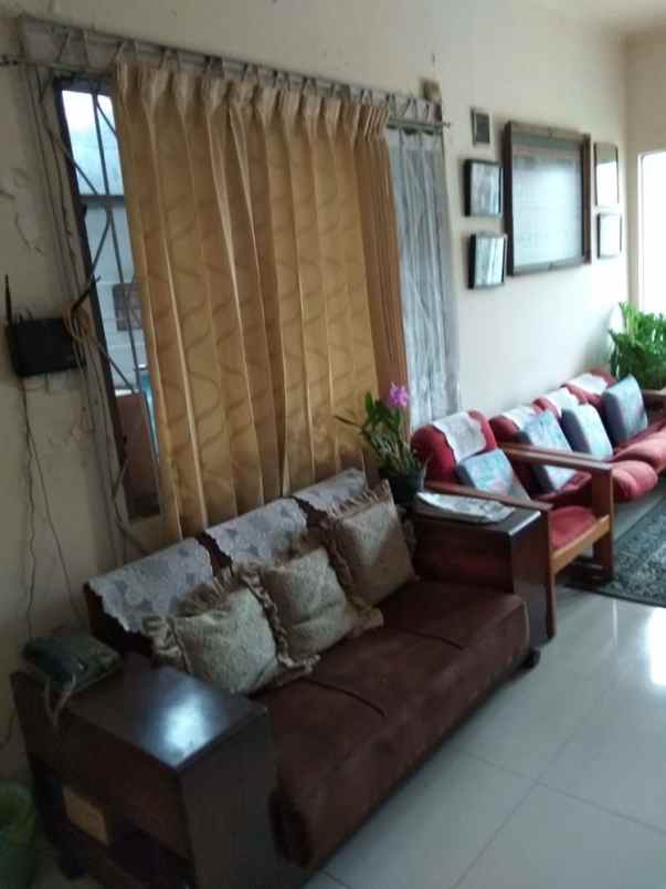 dijual rumah cigadung