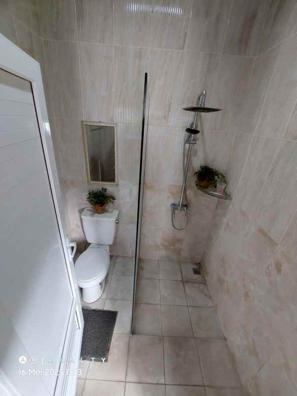 dijual rumah cigadung dago bandung