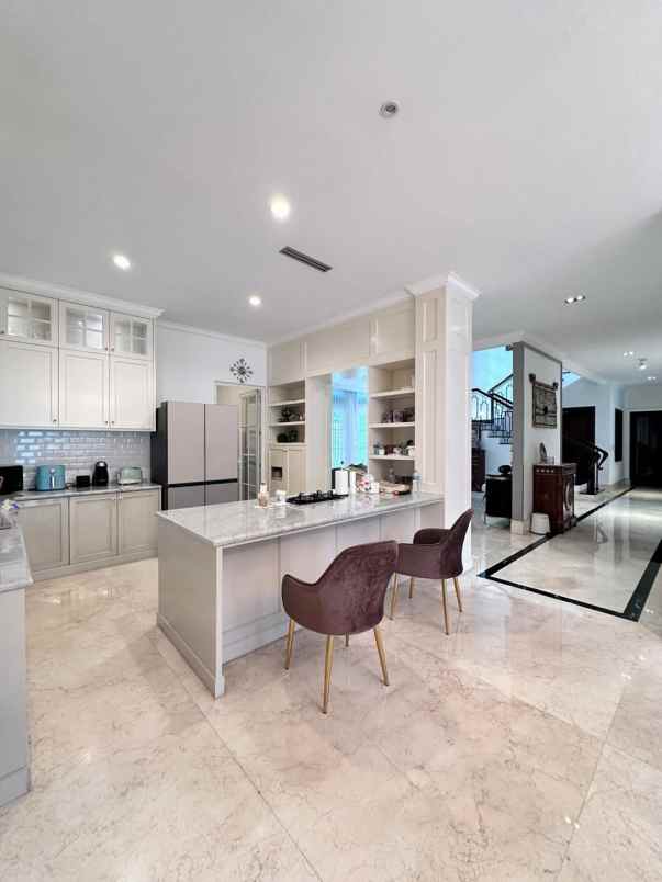 dijual rumah ciganjur