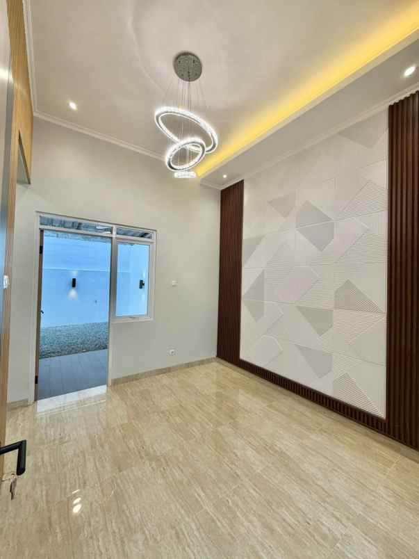 dijual rumah cileungsi