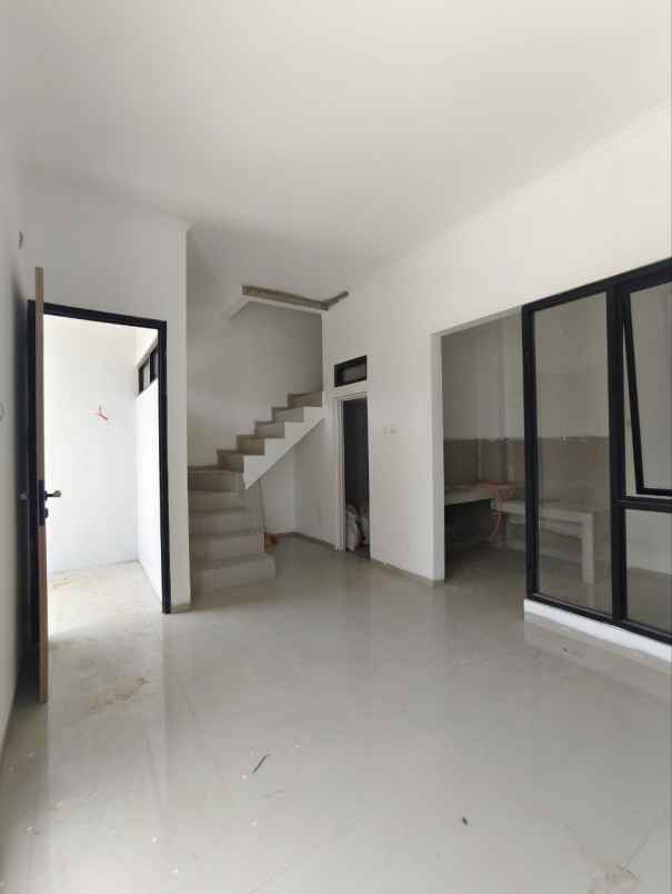 dijual rumah cipageran cimahi