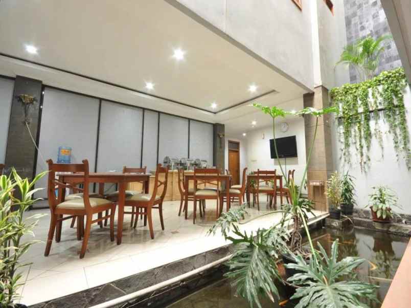 dijual rumah cipedes kec sukajadi kota