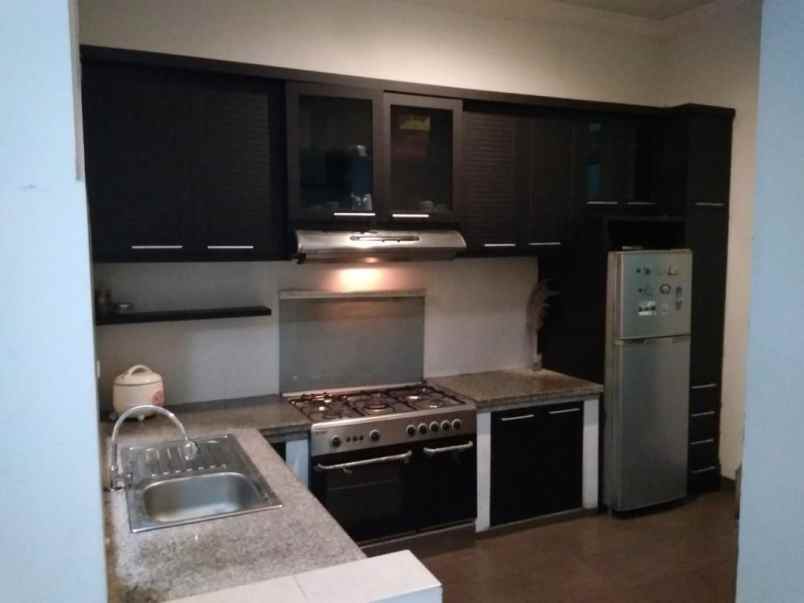 dijual rumah citragran cibubur