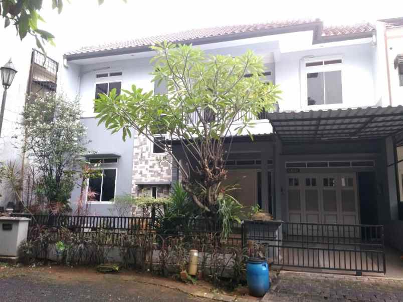 dijual rumah citragran cibubur
