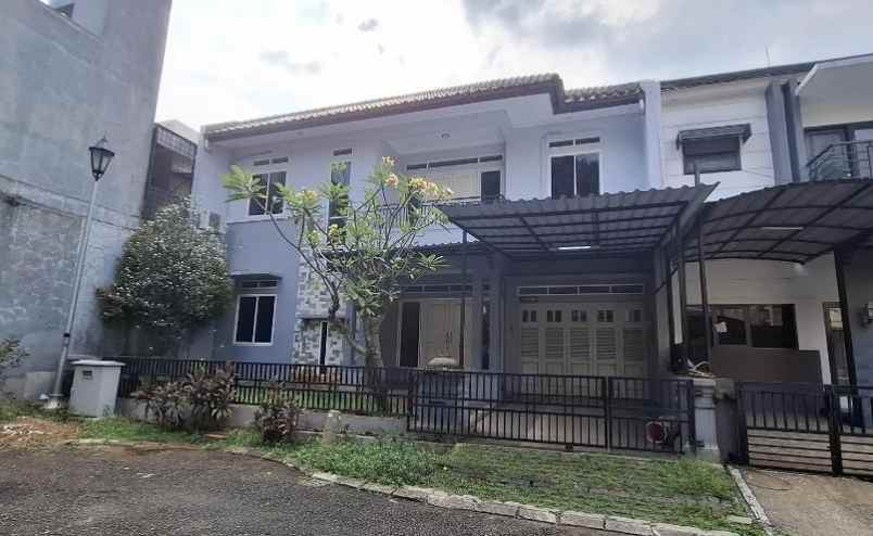 dijual rumah citragran cibubur