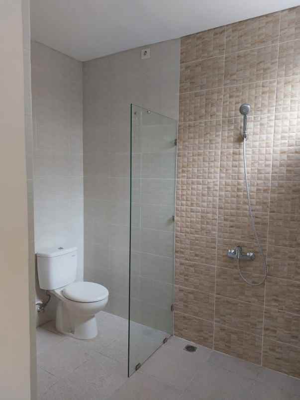 dijual rumah citraland northwest hill