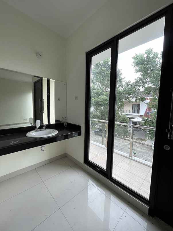 dijual rumah cluster arana alindra kota