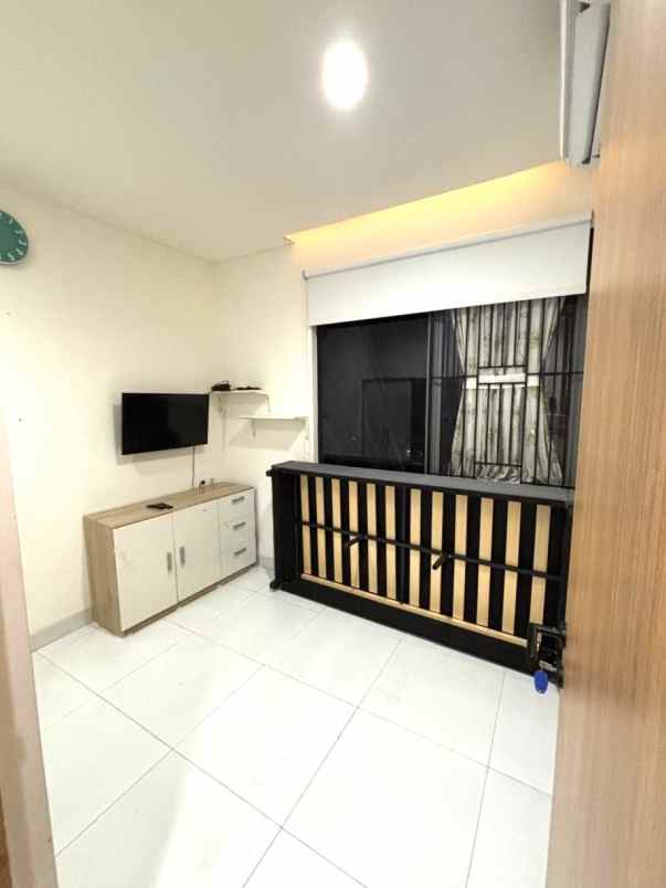 dijual rumah cluster asera nishi