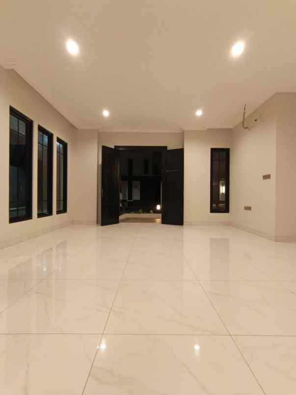 dijual rumah cluster jasmia summarecon