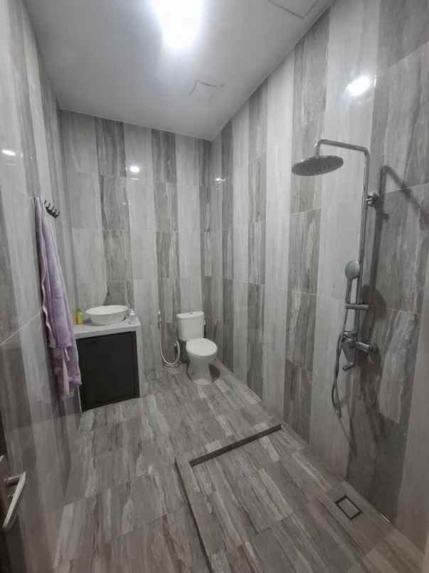 dijual rumah cluster mewah di solobaru