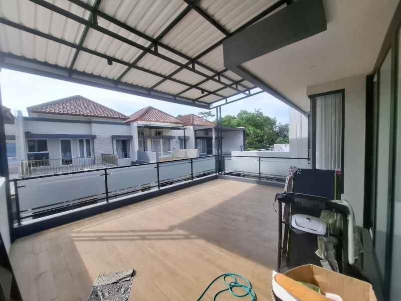 dijual rumah cluster mewah di solobaru
