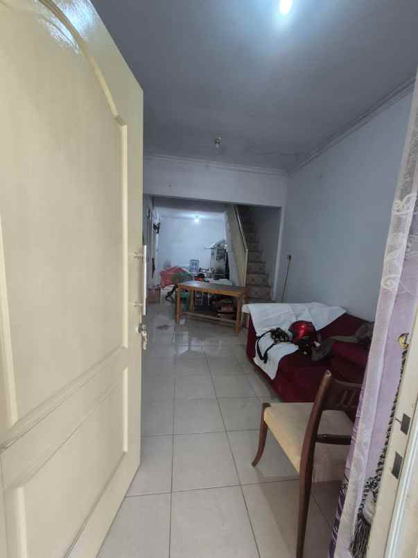 dijual rumah cluster taman cikini