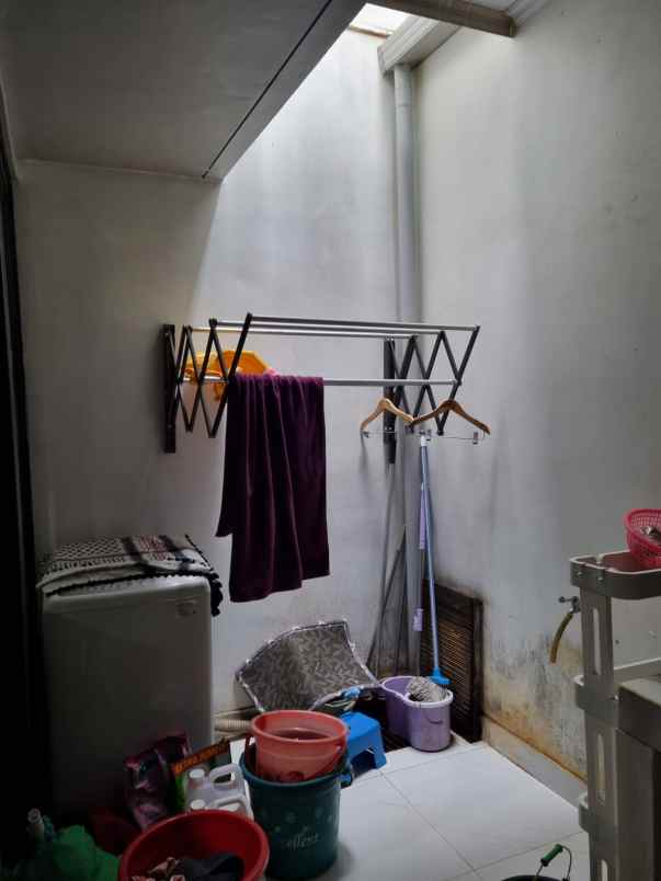 dijual rumah cluster wisteria metland