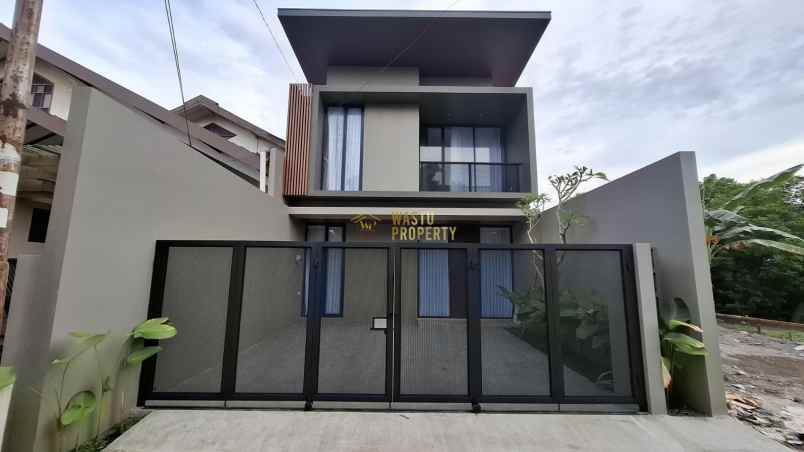 dijual rumah condongcatur kec depok kab