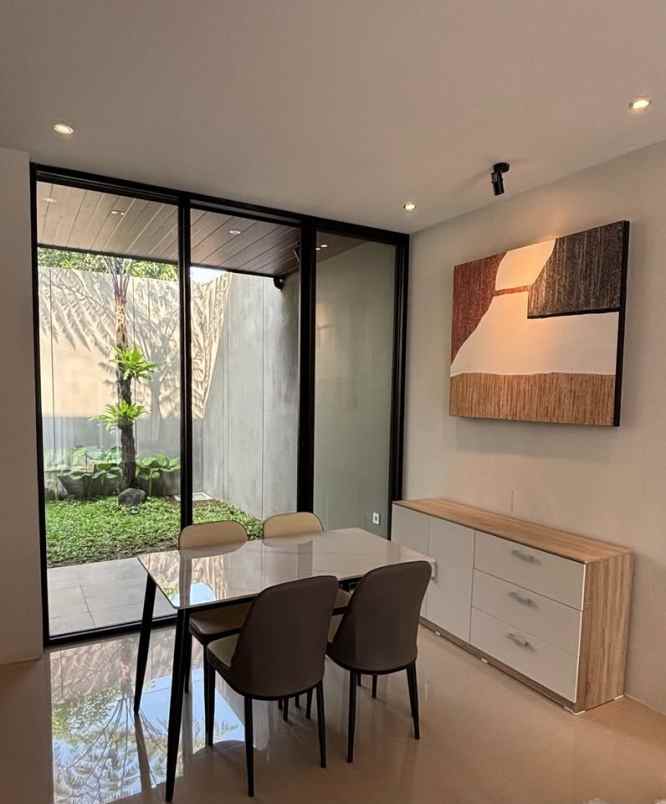 dijual rumah condongcatur kec depok kab