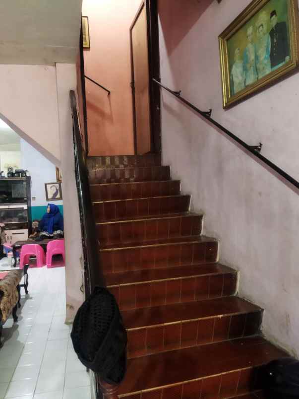 dijual rumah dermaga raya