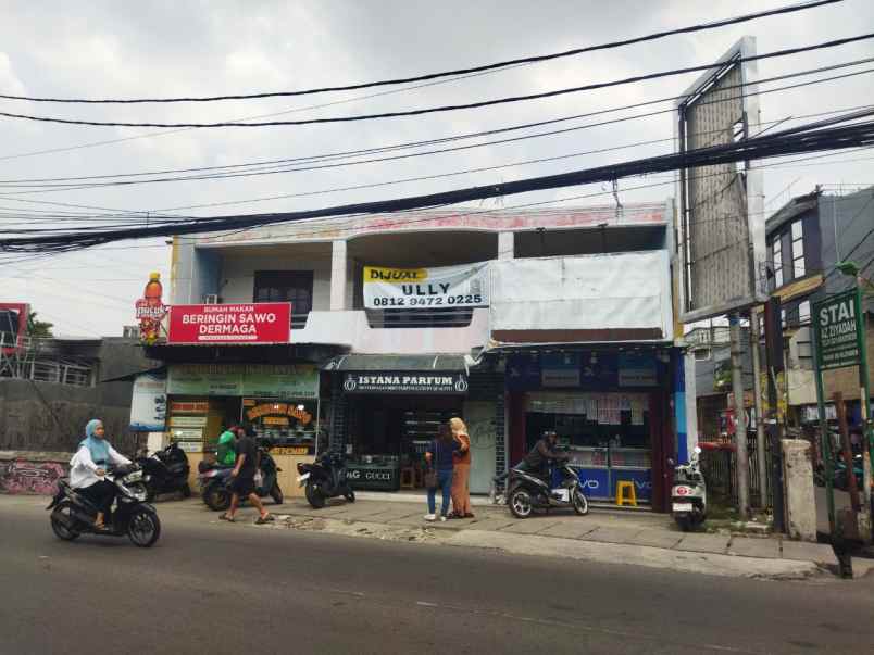 dijual rumah dermaga raya