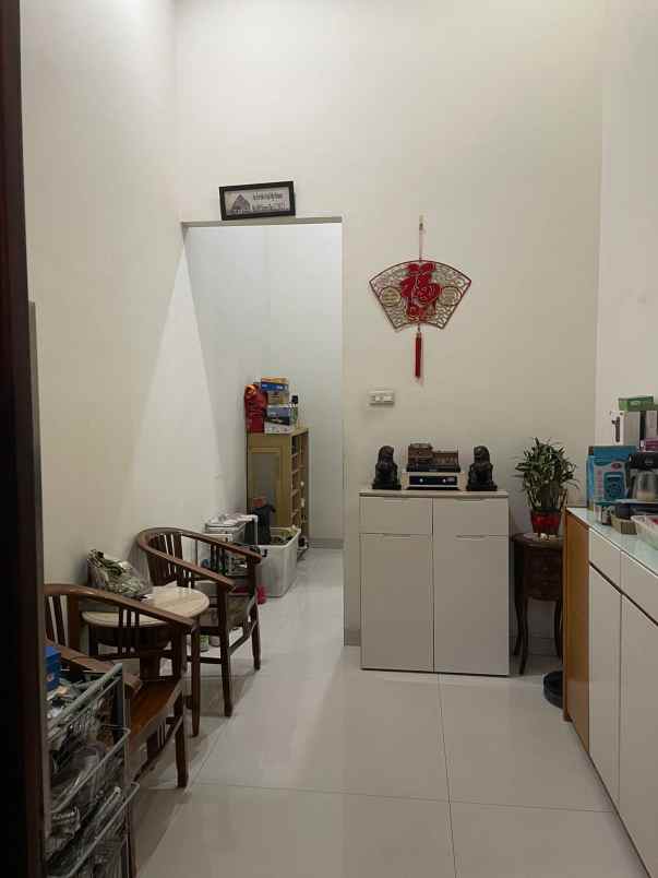 dijual rumah dharmahusada mas