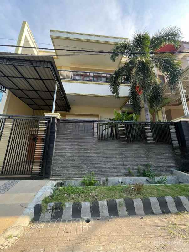 dijual rumah dharmahusada mas