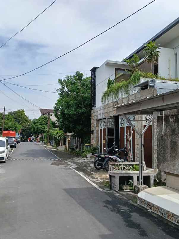 dijual rumah di jl lobak kedung mundu semarang