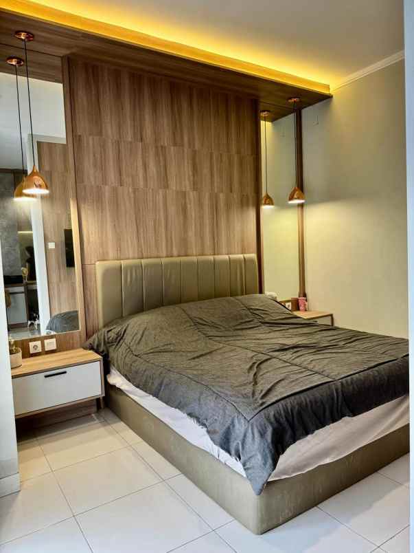 dijual rumah discovery bintaro