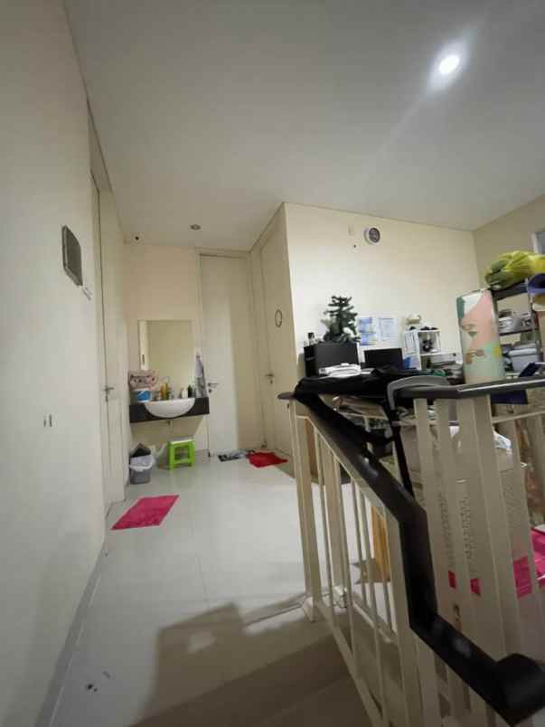 dijual rumah eastcoast pakuwon city