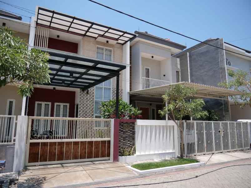 dijual rumah emerald village ganting