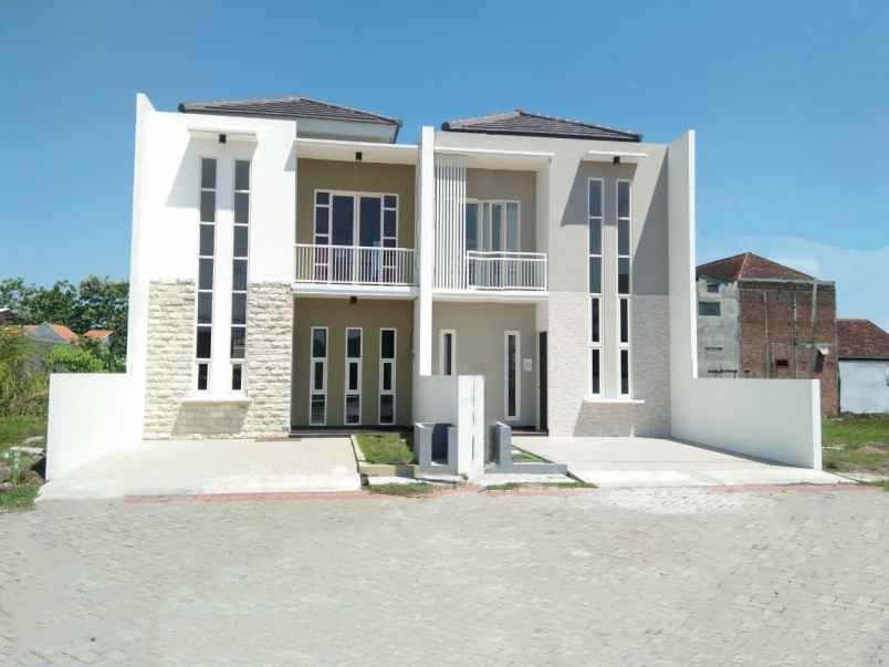 dijual rumah emerald village ganting