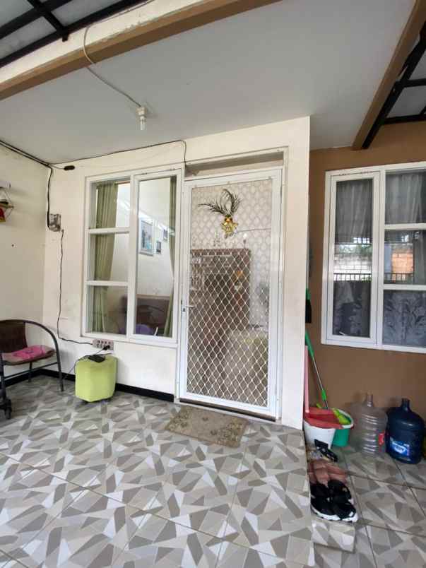 dijual rumah gadang