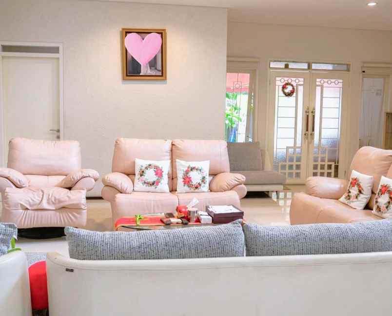 dijual rumah gakaxy