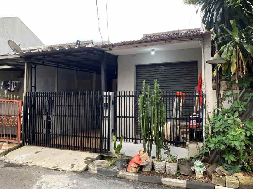 dijual rumah gedebagrme