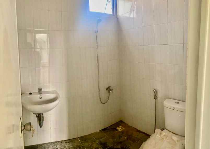 dijual rumah grand depok city new