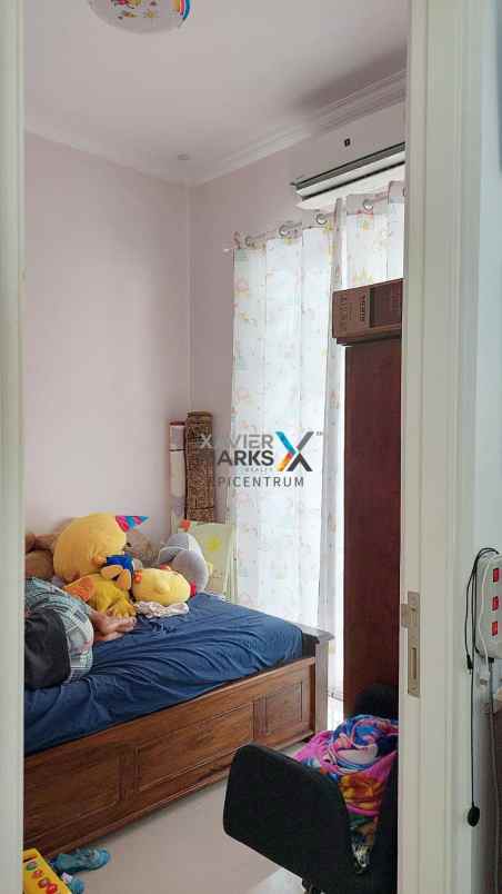 dijual rumah grand harvest wiyung bagus terawat