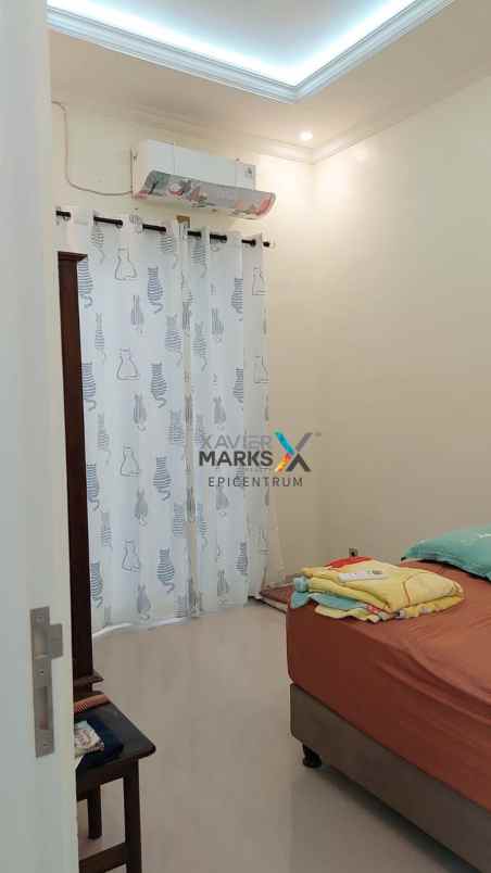 dijual rumah grand harvest wiyung bagus terawat