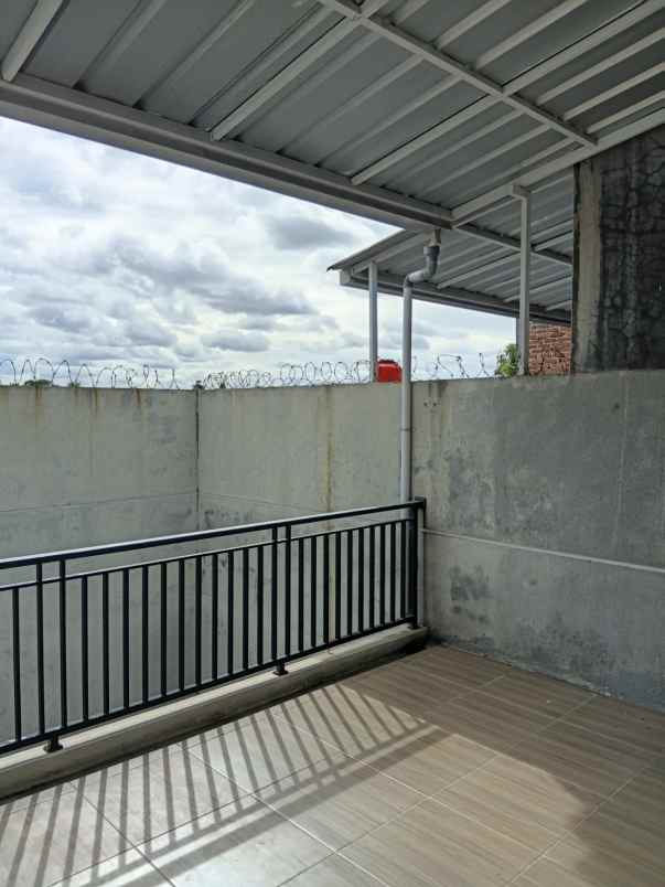 dijual rumah grand milenia regency