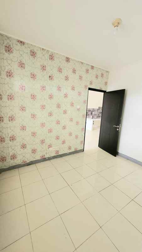 dijual rumah green ara cluster ebony