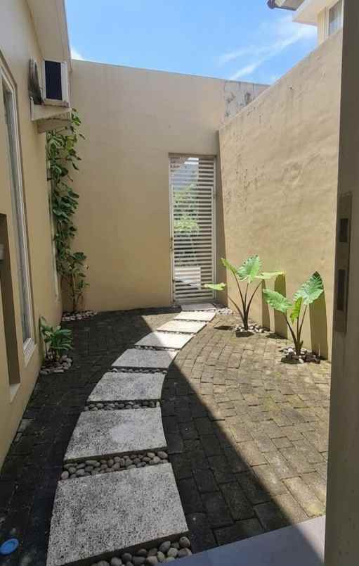 dijual rumah greenhill citraland utara