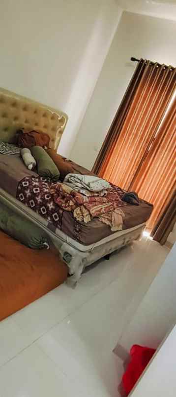 dijual rumah greenland