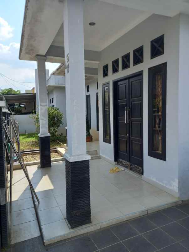 dijual rumah griya asri cilodong