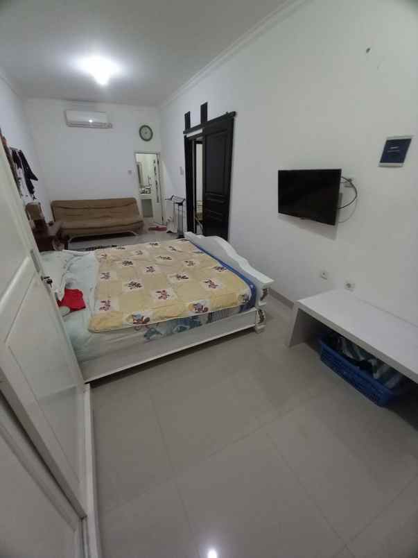 dijual rumah griya asri cilodong